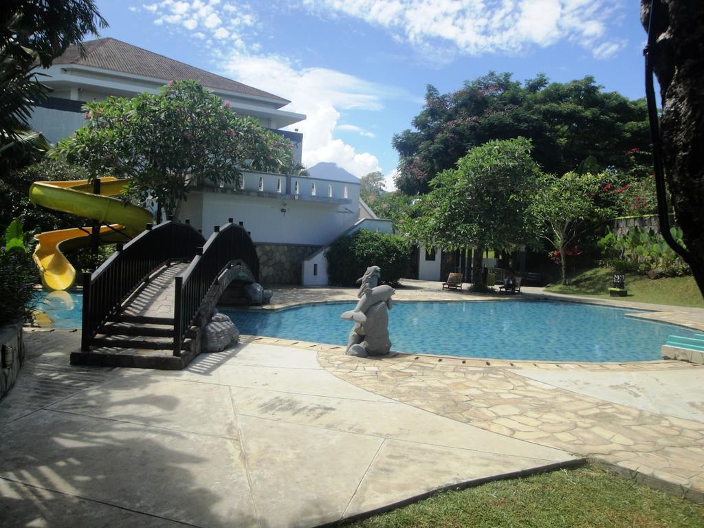 Sutanraja Hotel Manado Exterior photo