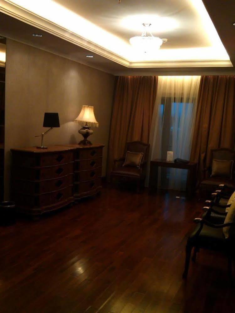 Sutanraja Hotel Manado Exterior photo
