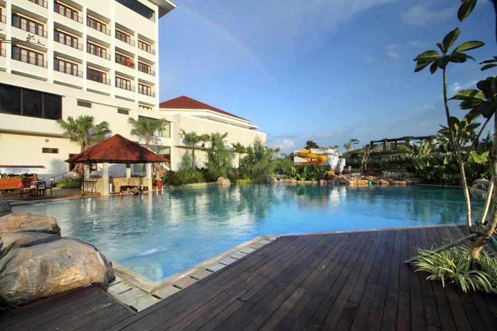 Sutanraja Hotel Manado Exterior photo